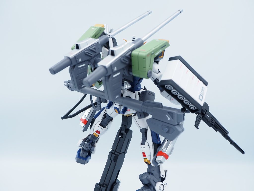 ADSフル装備のフロント&リアビュー複数タイプを装備すると最終決戦感が出ますね。
