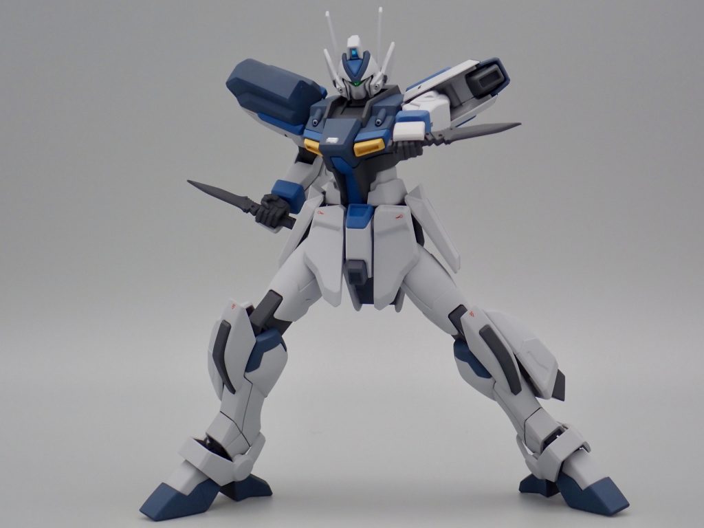 腰はEGストライクから。アーマーシュナイダーも同様です。