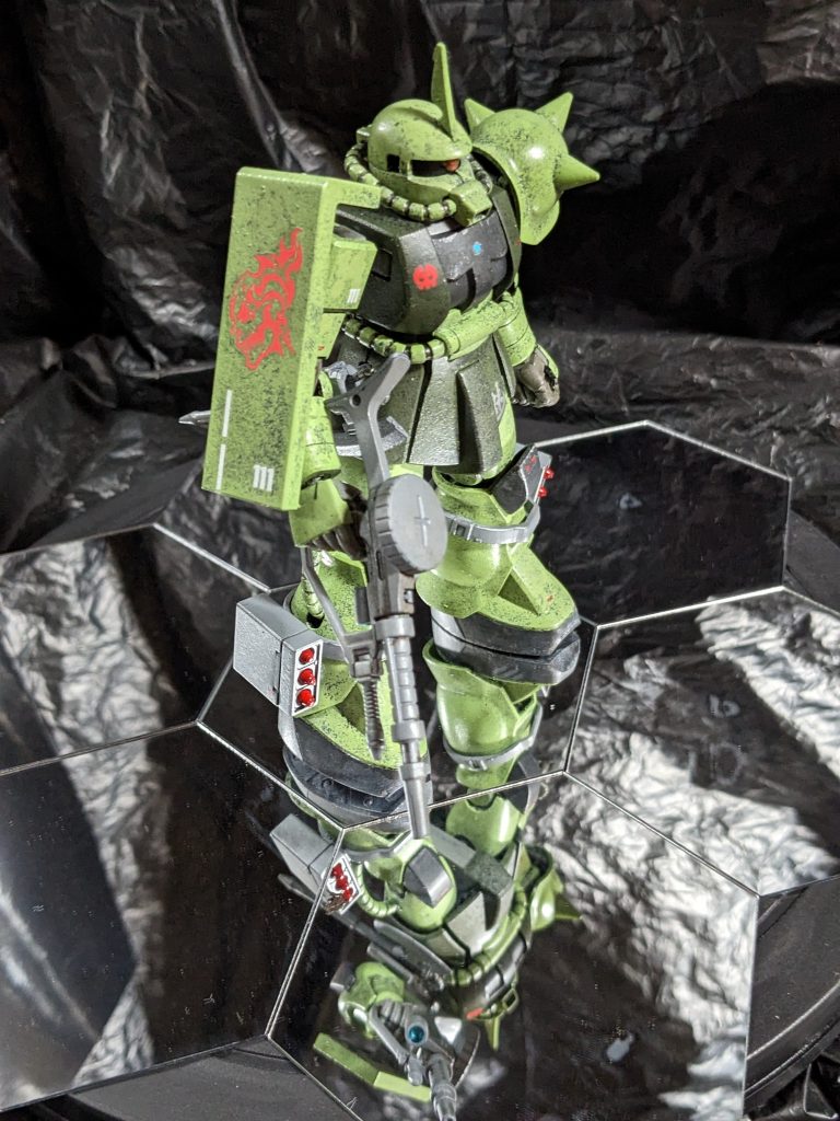 量産機なのでいろいろな設定や独自性が盛り込めるのが一番の利点だと思います。