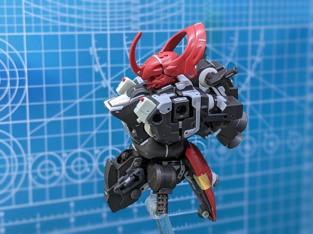 バキュームを利用して追加装甲的なディテール足してます。