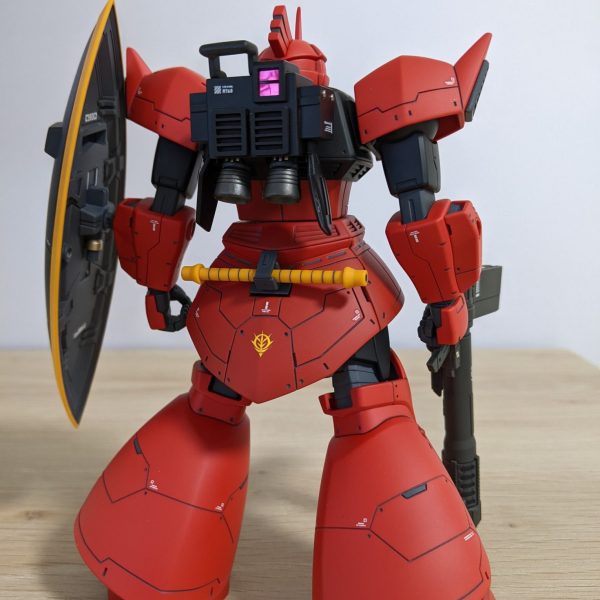 HGUC 1/144  ジョニーライデン専用ゲルググ風