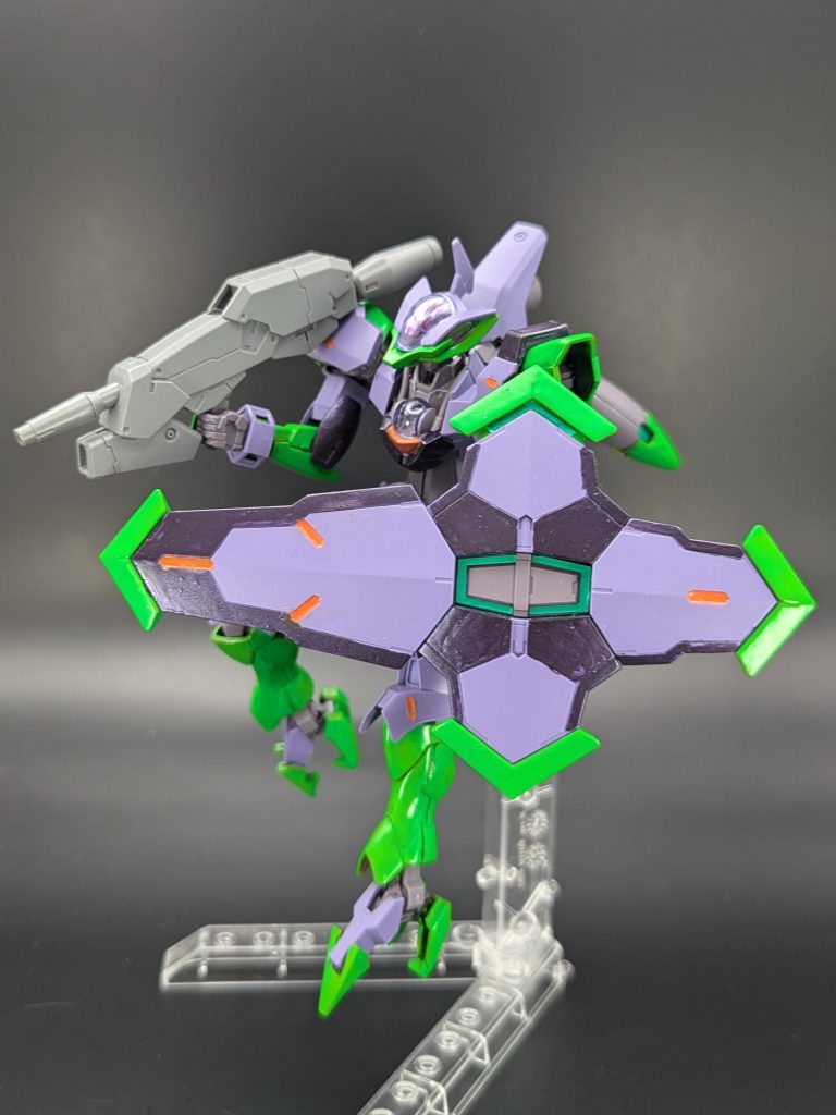 プロヴィデンスガンダムとか、こういう担ぐ？形状の銃が好きです