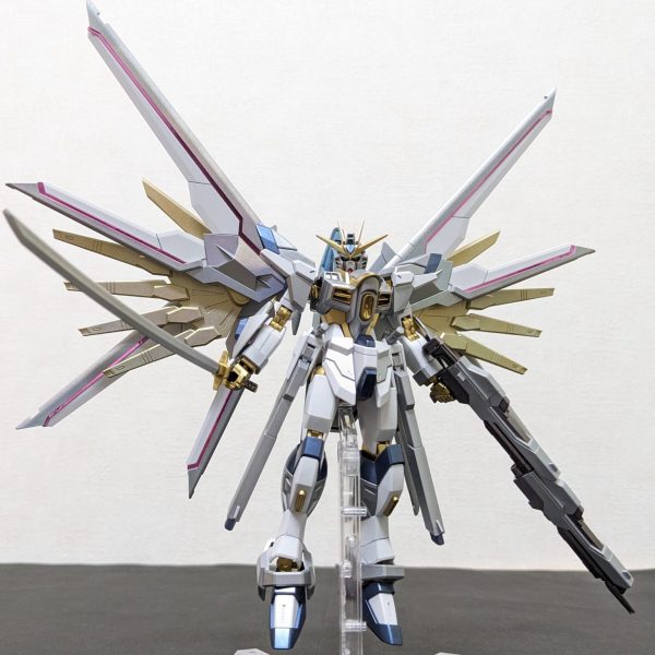HG マイティーストライクフリーダムガンダム