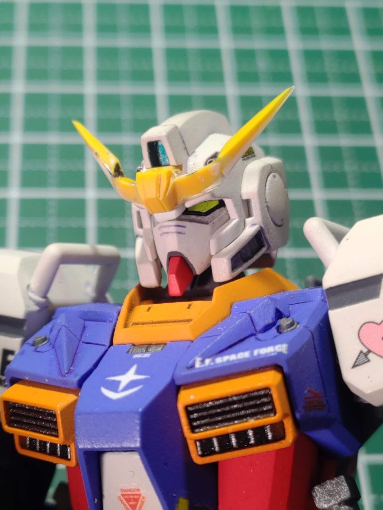 修復中のアンテナ　旧1/144　インパルスのジャンクを使用した現在の仕様です。原型は留めてませんね。