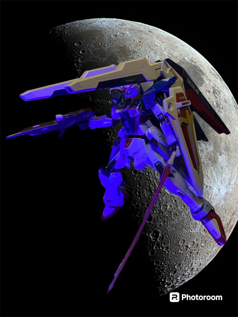 そこで戦後処理を進める指導者たちは彼らについては、ムルタ・アズラエル、パトリック・ザラなどの戦争犯罪者を弾劾し、一部の権力者に踊らされて長引く大戦を終結すべく、秘密裏に各陣営の橋渡しを行い停戦の根回しを行った密命部隊という体裁を取ることとなる。