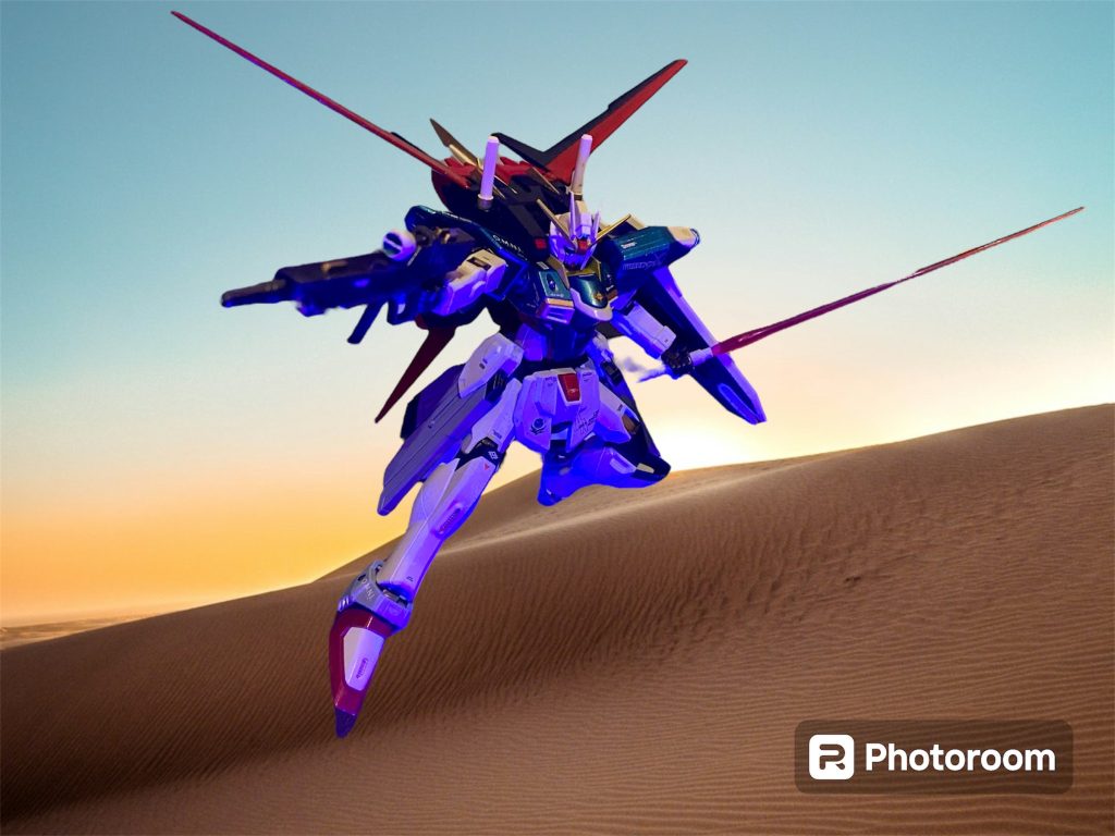 背部バックパックは構造が見直され、連合のストライカーパックシステムにも対応出来るようになった為、ストライカーパック装備のテストも本機で行われている。