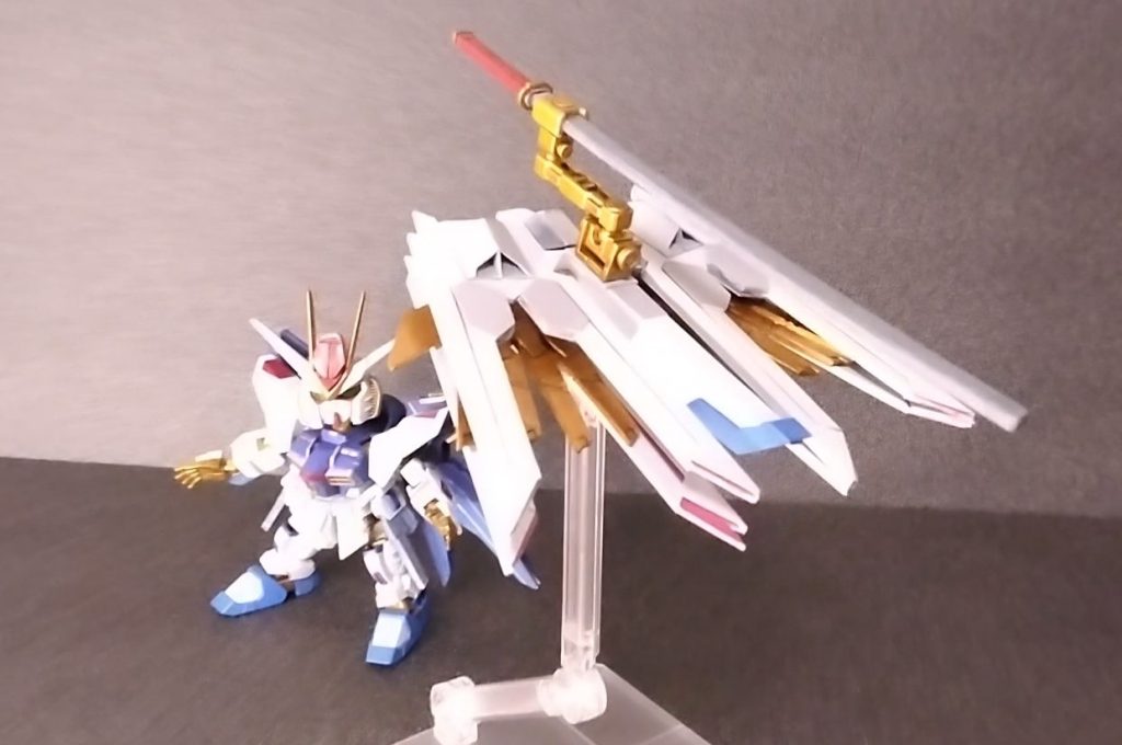 キラのピンチにラクスがプラウドディフェンダーに乗って登場！