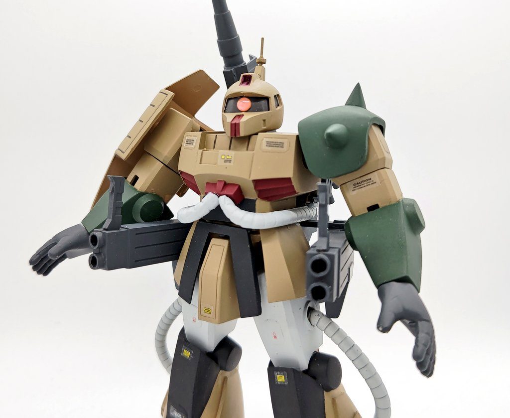 スカートは可動にしてます