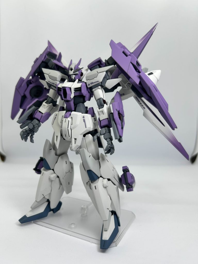 ジェノサイドブースターを装備したガンダムダブルオーダイバージェノサイドアーク