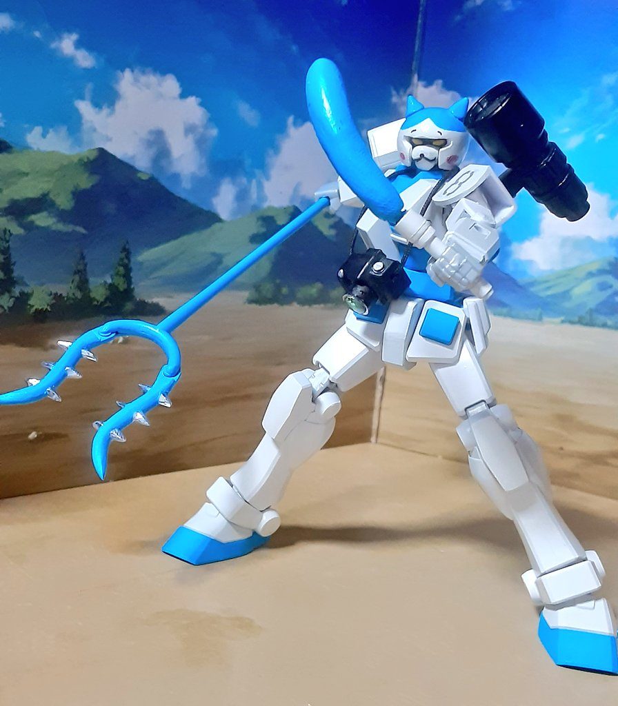 しっぽを取り外してソフトバトンに。さすまたは可動式にしてます。