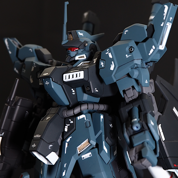 U.C.HARD GRAPH 1/35 地球連邦軍 多目的軽戦闘機 FF-X7 コア