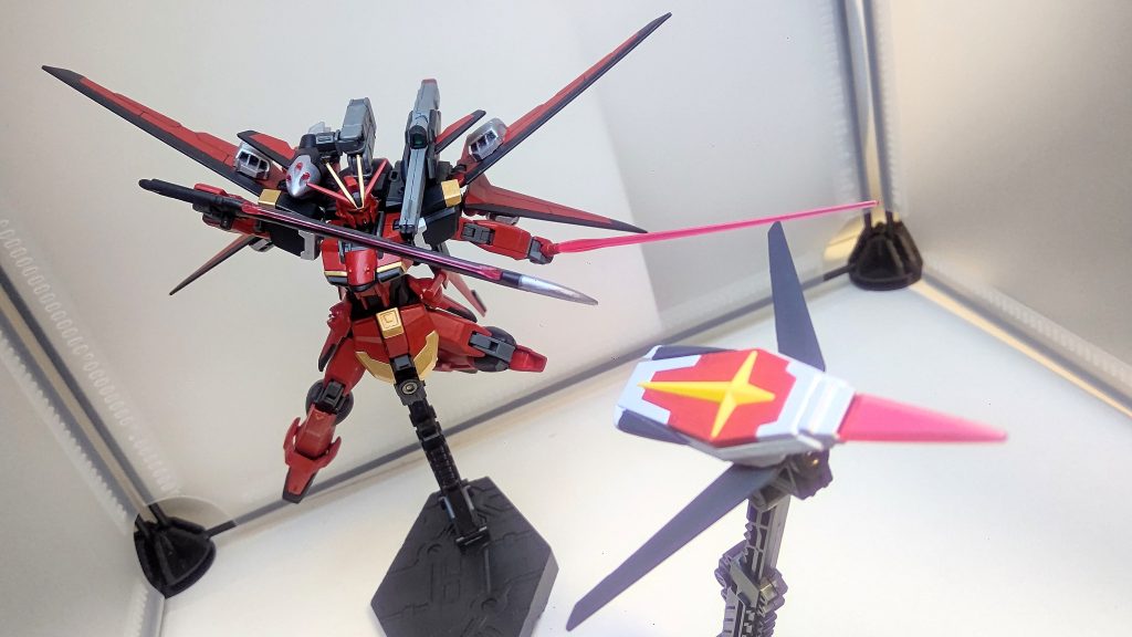 シールドと共に連携攻撃。