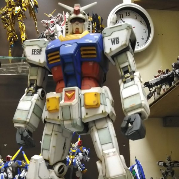 メガサイズ　ガンダム