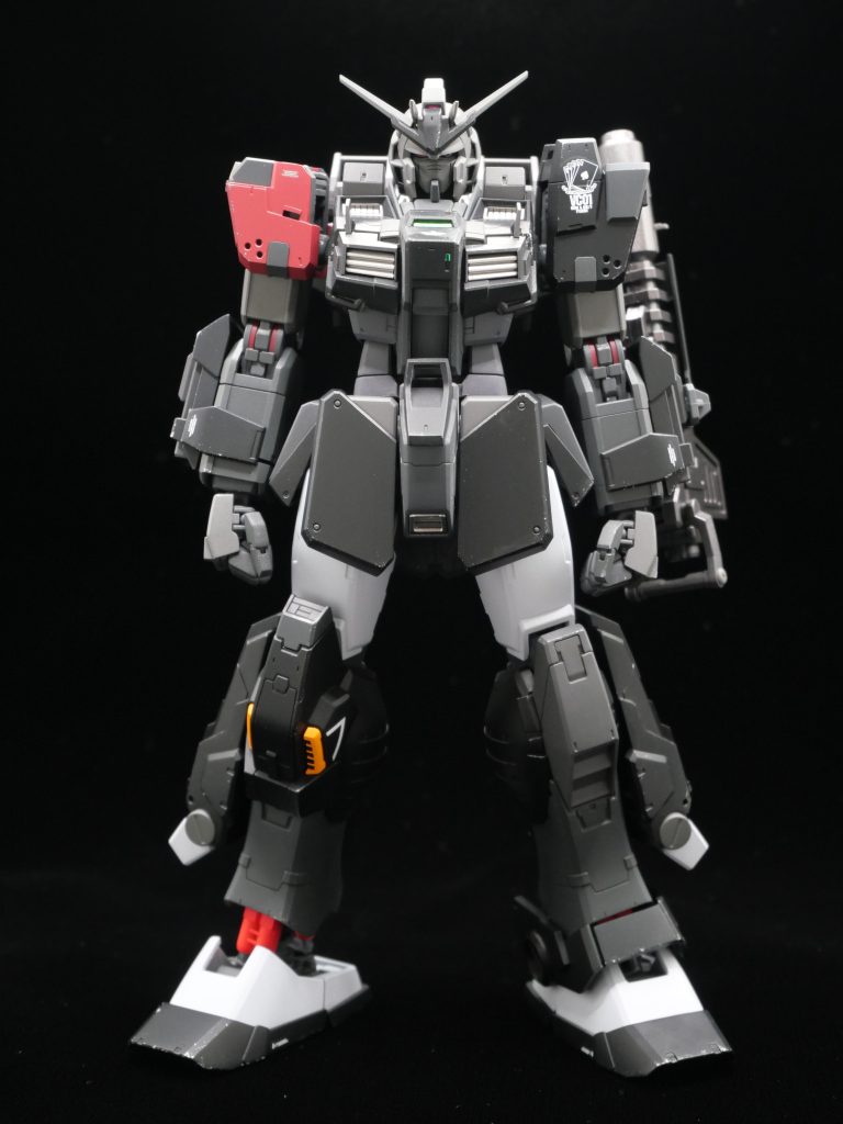 スキーム的に黒い三連星仕様になっていたりします