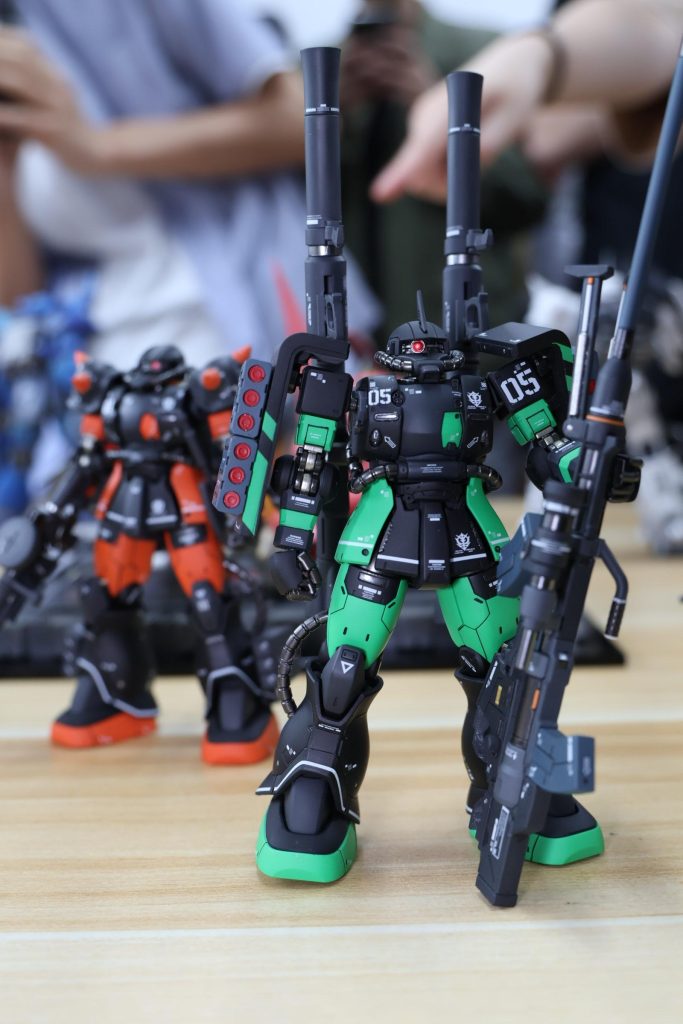 HG アサルトザクⅡ(スナイパー仕様)–2枚目/制作者：@PhantomCat