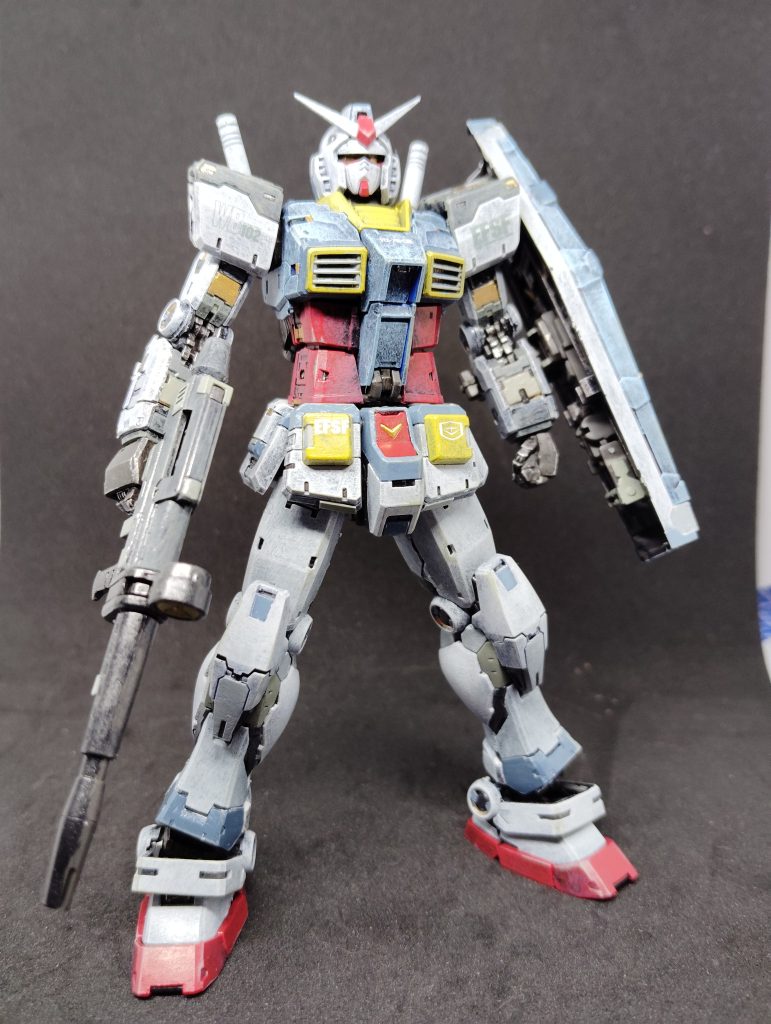 ジ・オリジンガンダムに近いデザインですね。