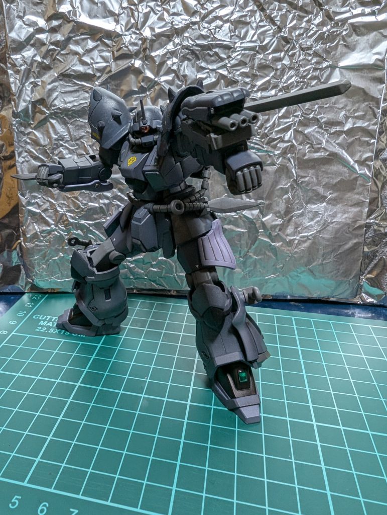 三連ガトリングに銃口のメタルパーツ入れたのに暗くて見えません（泣）