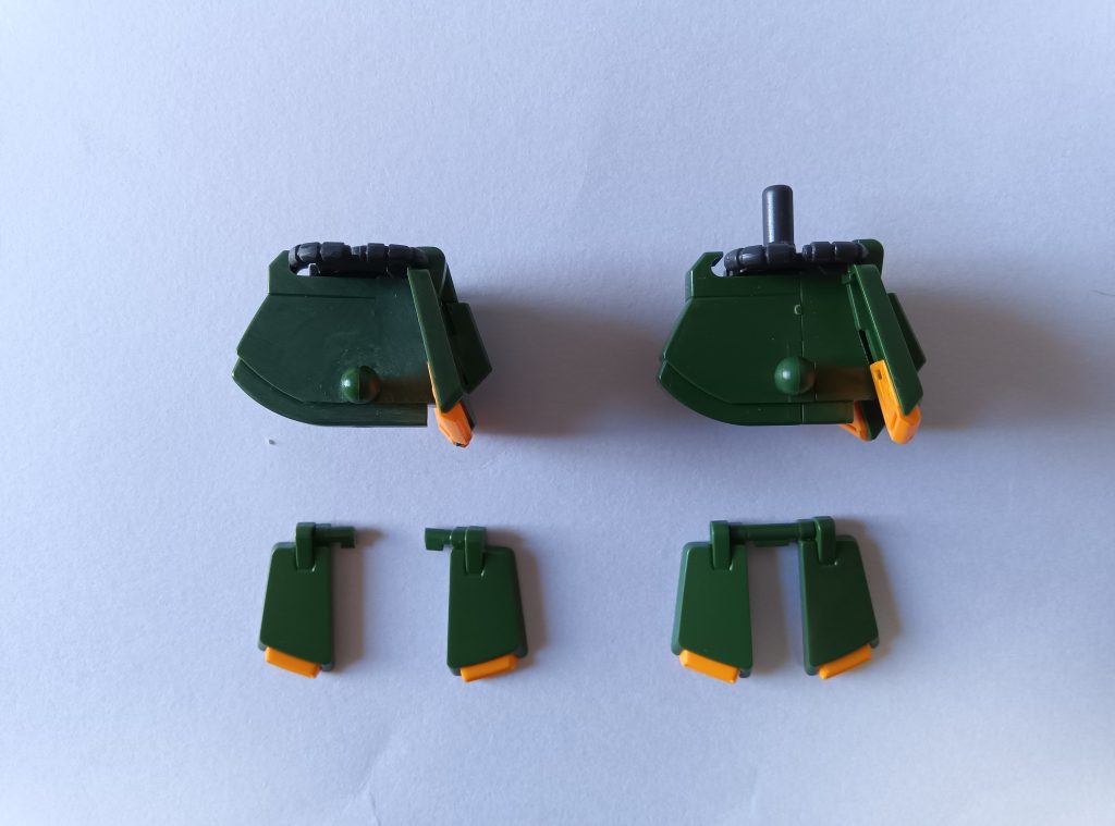 腹部が少し伸びたので、バランスを取るため股関節をギリギリまで下げました。フロントアーマーは左右分割してます。