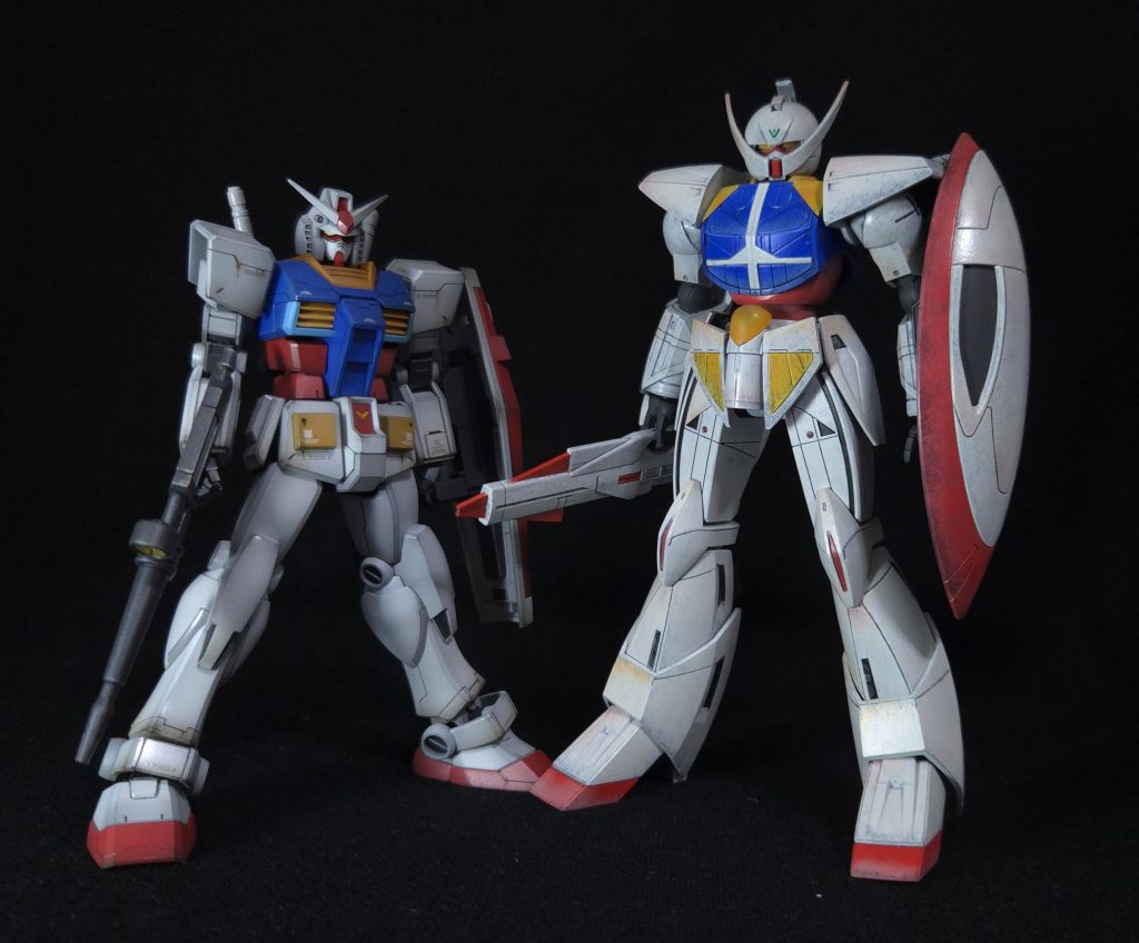 こうして並べると結構デカイ！なおνガンダムのほうがデカイもよう