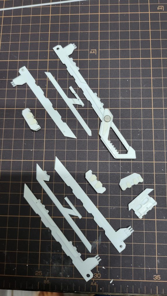 マイティーソード組立前。