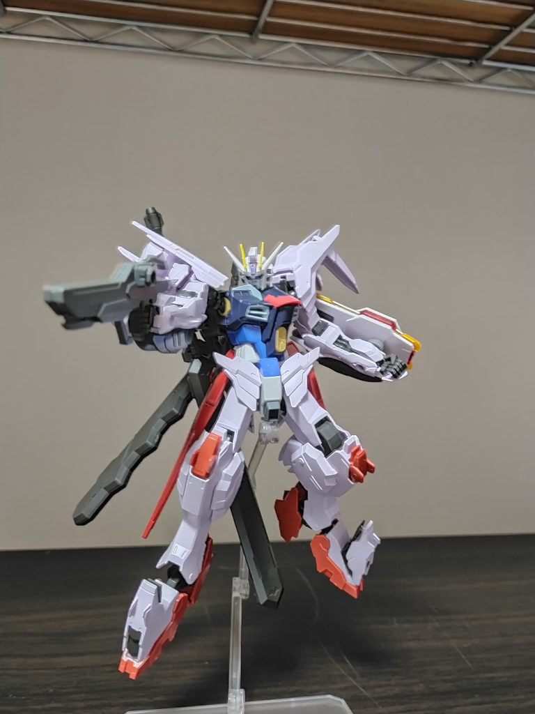 本機はユッキーが、ガンプラバトル仕様にした、ユッキー専用のリベルタスガンダムである。