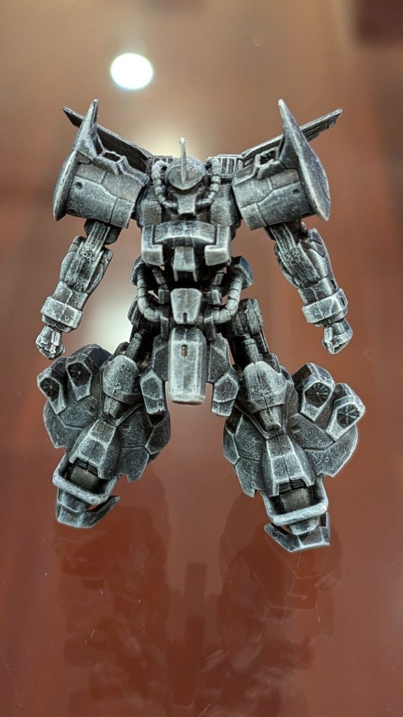 下地処理脚部パーツの合わせ目処理があまかったので反省。お立ち寄りありがとうございました。🙇