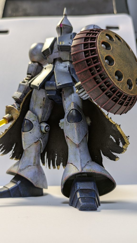 前身汚しはクリーレッド、クリーイエローで表現してみました。