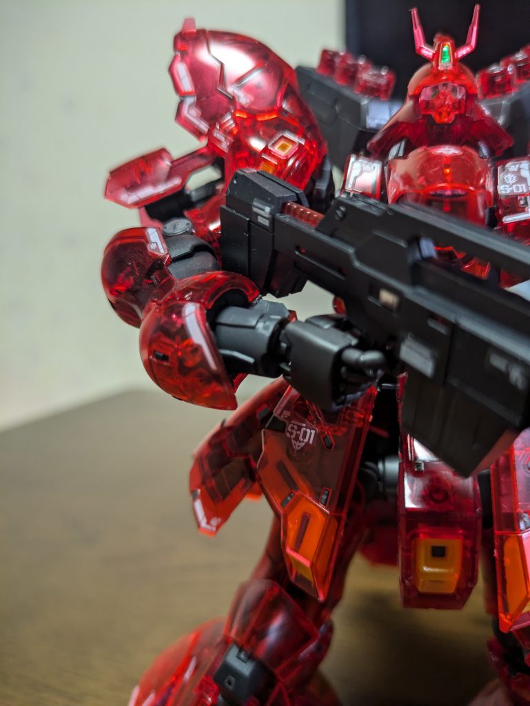 RGサザビークリアカラー–3枚目/制作者：6!(ロック解除)