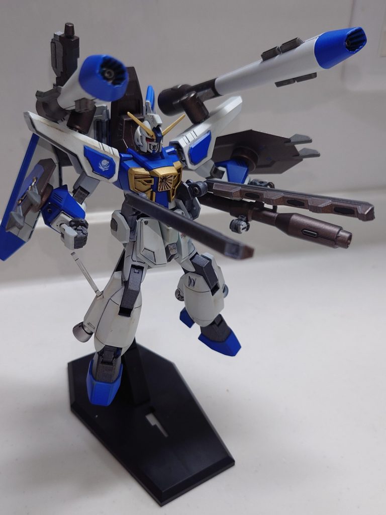 武装115mm機関砲　アルムフォイヤー88mmレールガン　エクツァーン100mmエネルギー砲　ツォーンM417　80mm機関砲M2M3　76mm機関砲337mmﾌﾟﾗｽﾞﾏｻﾎﾞｯﾄﾊﾞｽﾞｰｶ砲　ﾄｰﾃﾞｽﾌﾞﾛｯｸ125mm2連装高ｴﾈﾙｷﾞｰ長射程ﾋﾞｰﾑ砲　ｼｭﾗｰｸ580mm複列位相ｴﾈﾙｷﾞｰ砲　スキュラES01　ビームサーベルﾋﾞｰﾑﾏｼﾝｶﾞﾝ　ザスタバ・スティグマト改スキュラのビームを曲げるフレスベルグモードとして発射する事もできる。