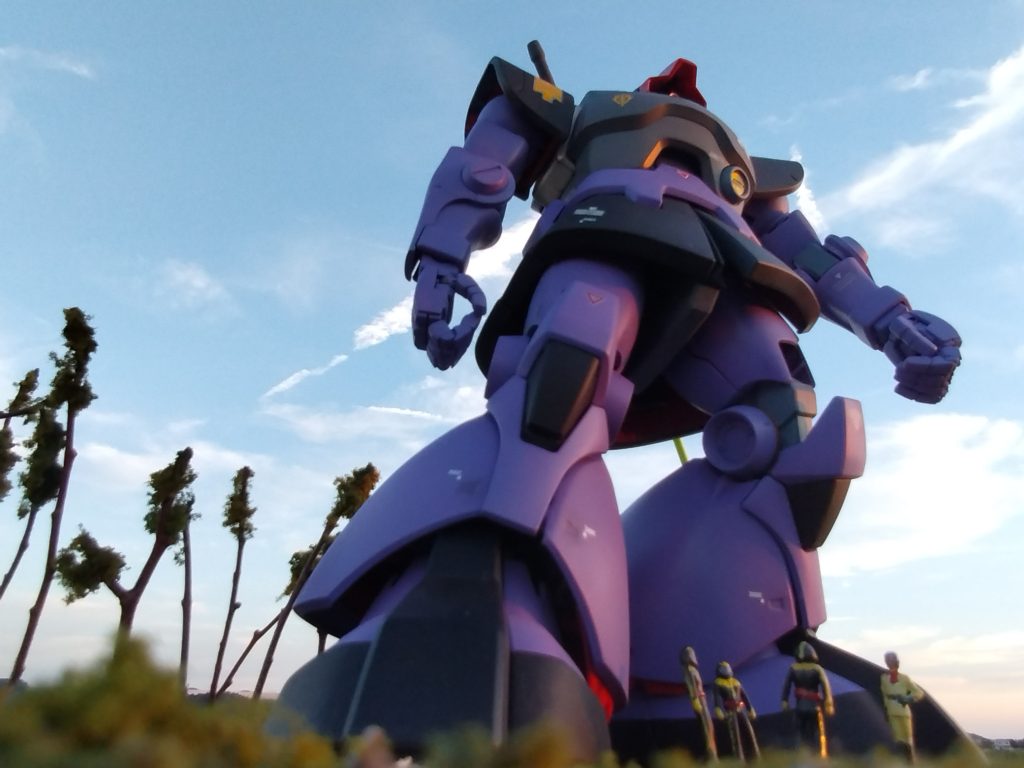 MGで撮影してました。マ・クベと三連星の打ち合わせ