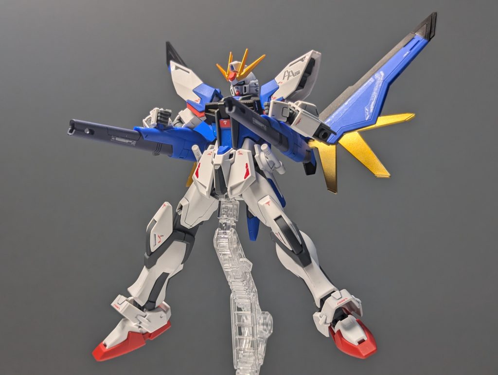 F91のヴェスバーに近い感じです。砲身が伸びたりしたら更にカッコいいと思います。