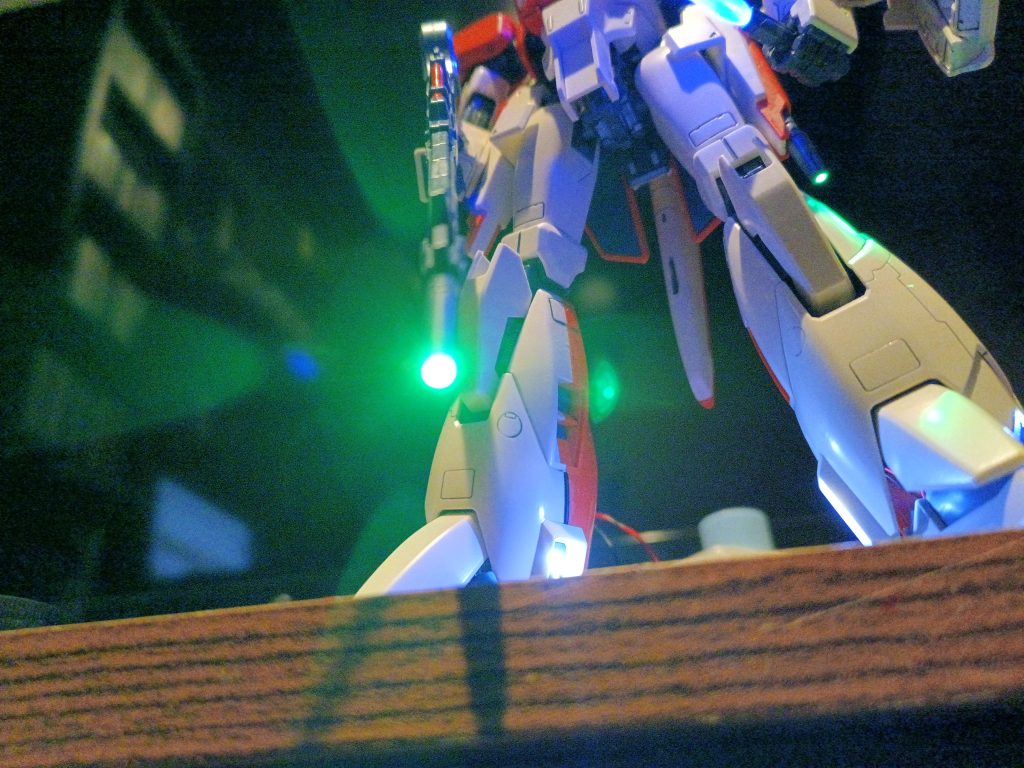 ビームライフルはもちろん、腰のビームキャノンにも入れてます👍