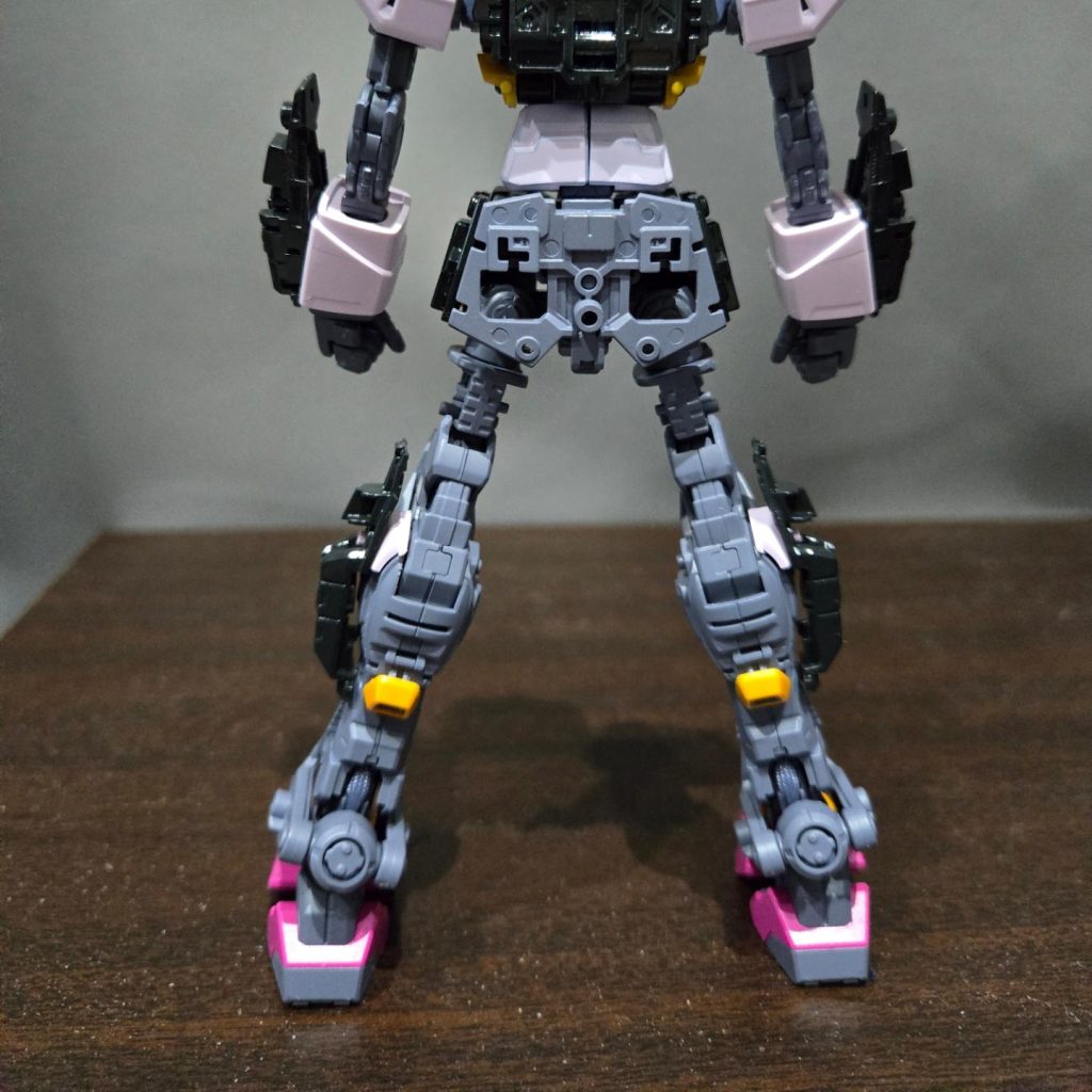 F90 2号機(女性パイロットカラー)–3枚目/制作者：SONO3509