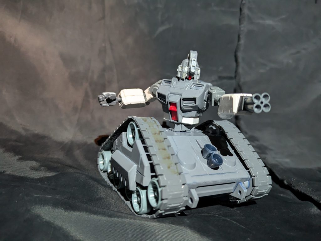 武装紹介。4連装ヘビーマシンガンです。ただ単にザクバズーカの後ろ部分をくっつけました。