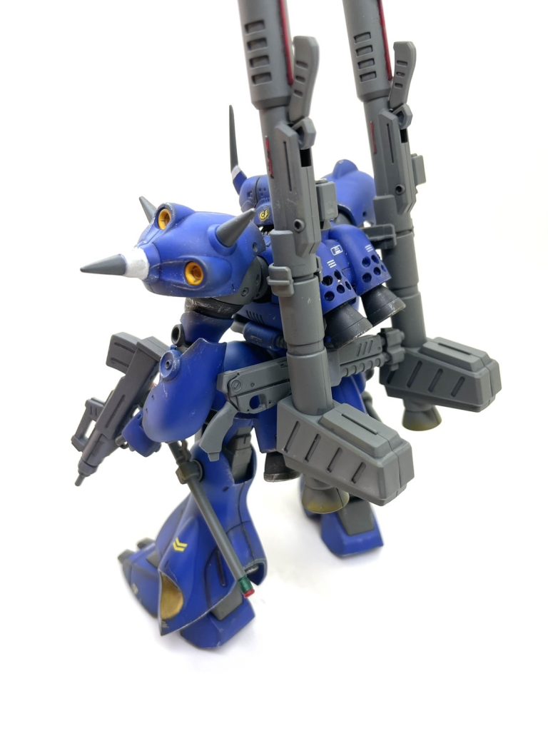 改造は穴あけくらいです!デカール、つや消しスプレー、軽くウェザリングのち再度つや消しスプレーで完成です!