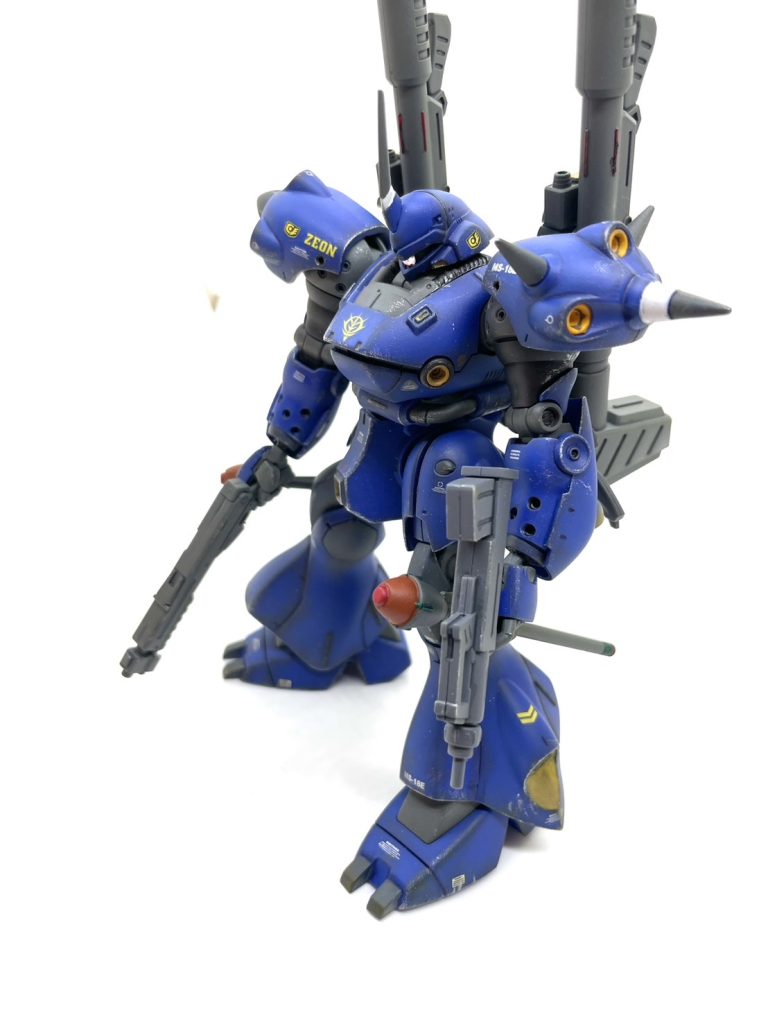 缶スプレーメインカラーコバルトブルー関節軍艦色武器ニュートラルグレーバーニア、スパイクなどは部分塗装しています!