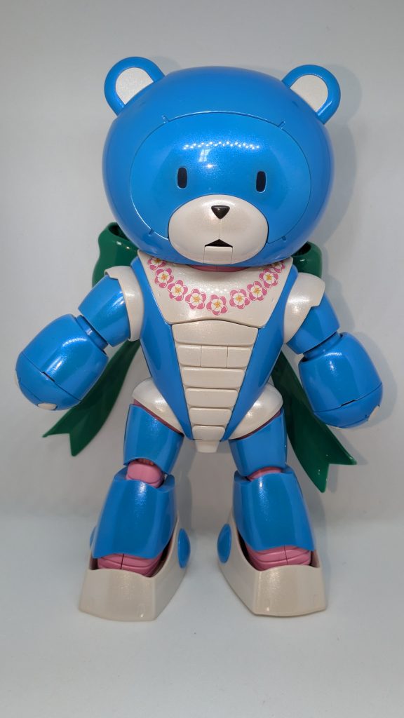 本題のベアッガイオハナさんです。組んでみると分かりますがやはりアッガイなんだなぁという感じです。