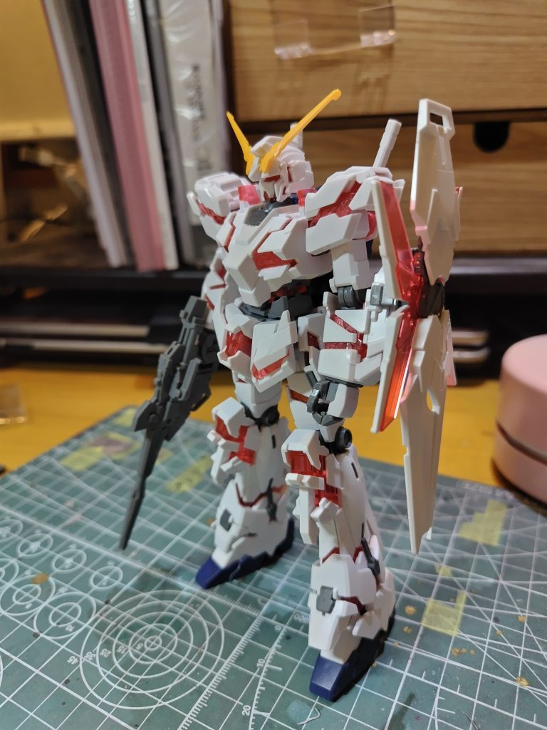 製作過程です。素組みの状態。クリアパーツも見納め。