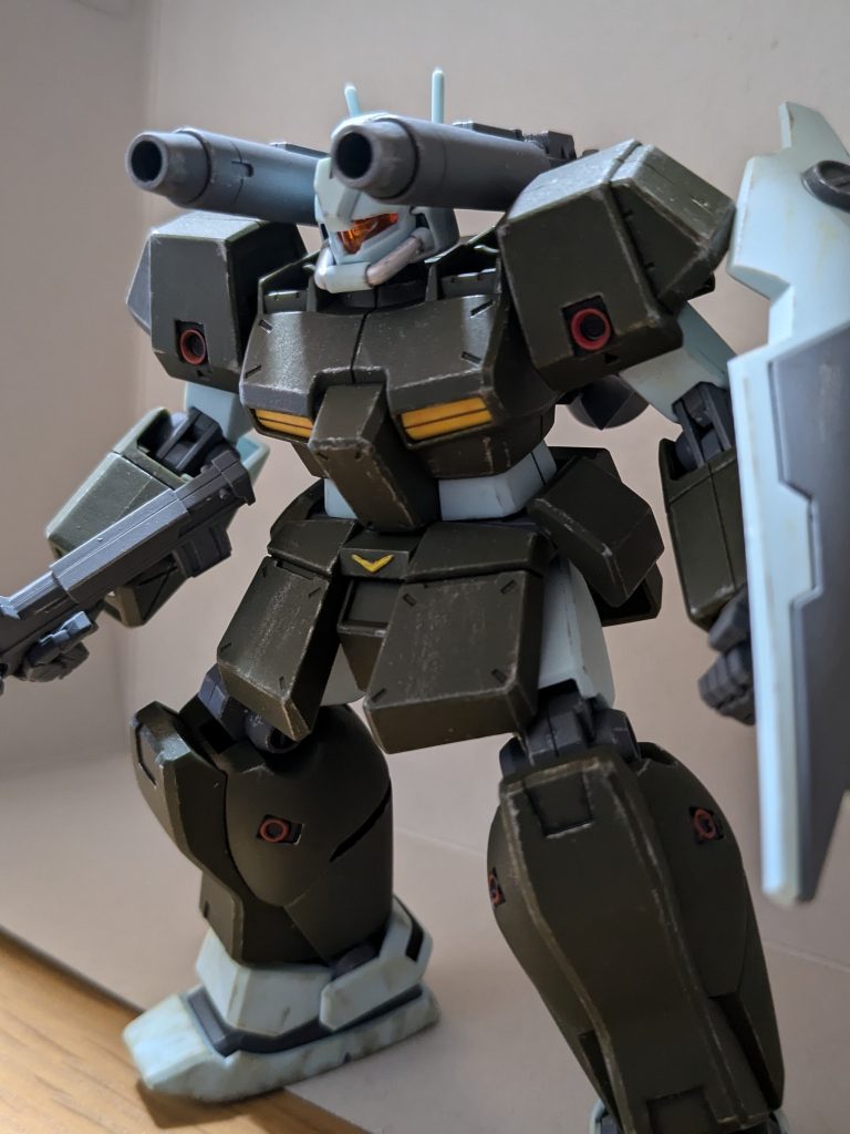 ムチムチ機体好きにはたまらんフォルムですね(gundam-kao3)