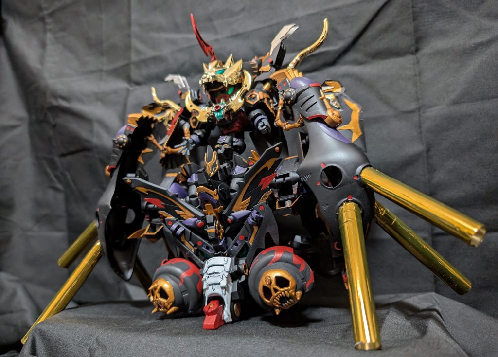 覇怨魔星大将軍(はおんますたーだいしょうぐん)魔星大将軍が合神することにより力を増幅させることができる 