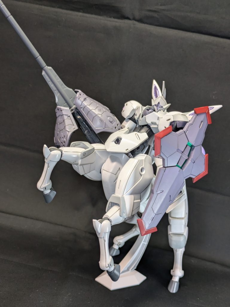 何やってんだミカァ！（違水星キットを混ぜて遊んでみました。本体ミカエリス、盾ベギルペンデ、背中ベギルベウ、下半身に風雲再起を使用。武器にコトブキヤの豪槍鬼十字。騎馬にランスは外せない！