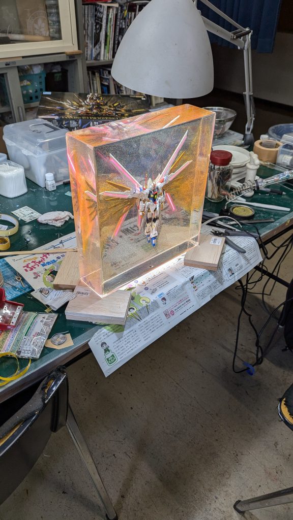 枠を撮ったあとすぐの図。ここからバリ取り・表面の研磨を行います。