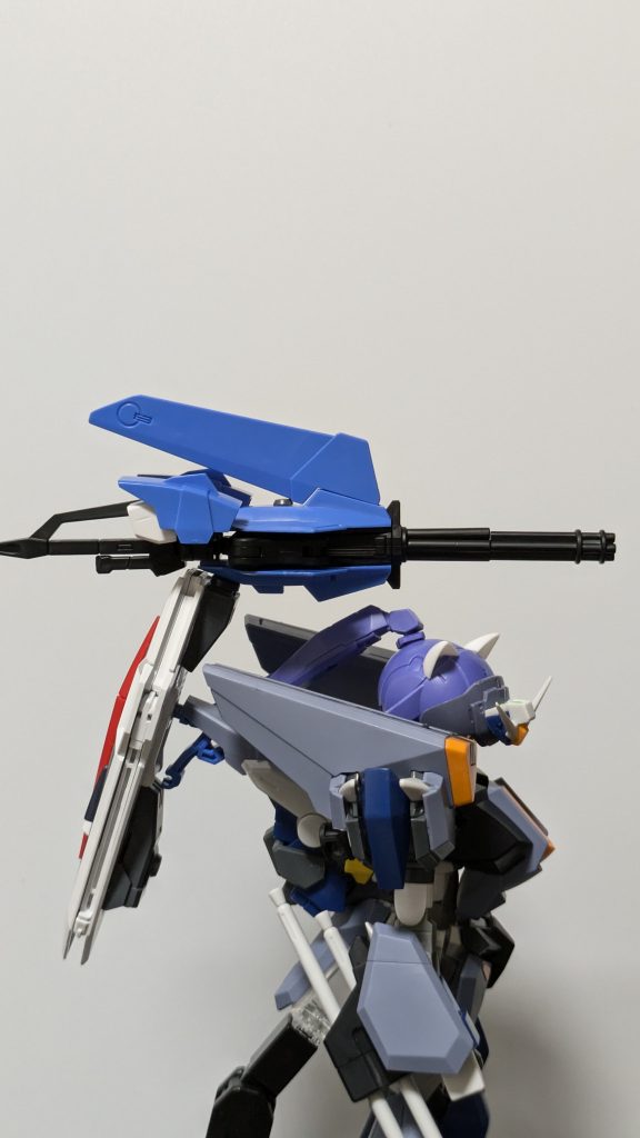 1番被害の大きかったブルーの大剣(サーフボードに見立てたアレ)はアサルトシュラウドのバックパック🎒で自動追尾型ガトリング砲と追加推進機として   ぺそニクスしました。