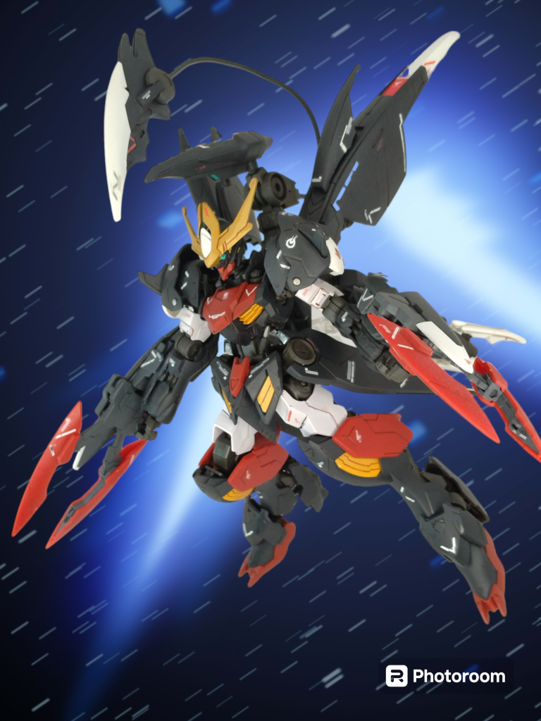 やっぱり黒と赤と白のカラーは鉄板ですね(gundam-kao3)関節ゆるゆるな点以外は良いキットじゃないでしょうか