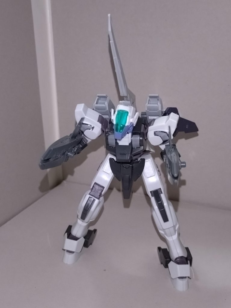 ウイングゼロ系列機のツインバスターライフルに比べると、出力は格段と劣るが、それでも一般的な量産機の持つビームライフルよりは強力。