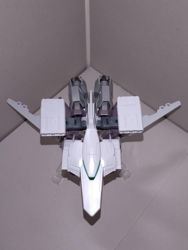 燐子「まずは上から」美咲「旧ジムヴォルヴァとシルエットが変わってませんか?機首が広くなったような···」