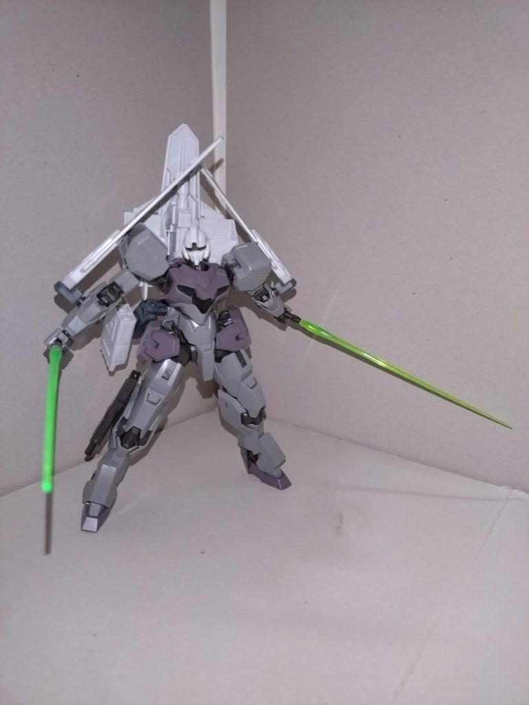 燐子「ウイングディフェンダーが大きくて、よく干渉します」