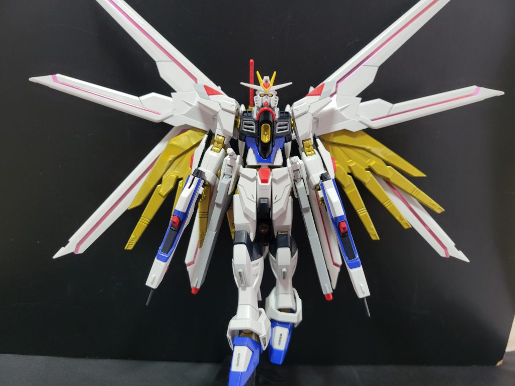 フリーダムといえばハイマットモードですね。フリーダムともストライクフリーダムとも違う雰囲気があって良きです。