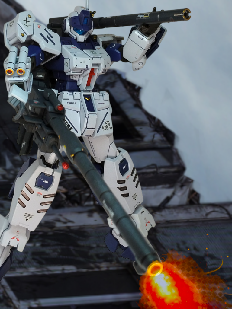 滑腔砲はデカいですがジョイントかませてるので肩上でも、脇抱でもいけます。でも滑腔砲ってどんな武器なのかわかりません(zaku-kao4)