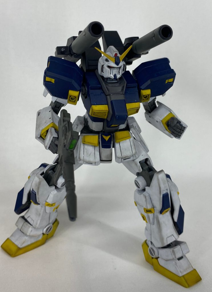 主な改造は頭部、腕部、腰部前後アーマーの形状変更です。その他プロポーションも若干調整しました。↓細かな改修点です↓
